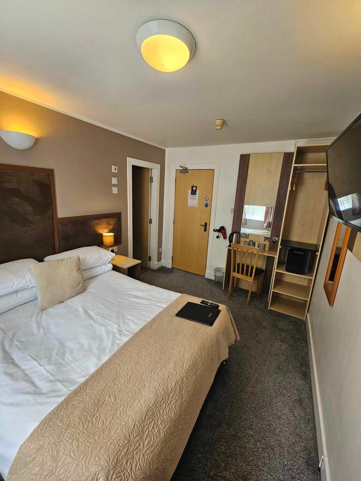 Park Lodge Hotel Tobermory Extérieur photo